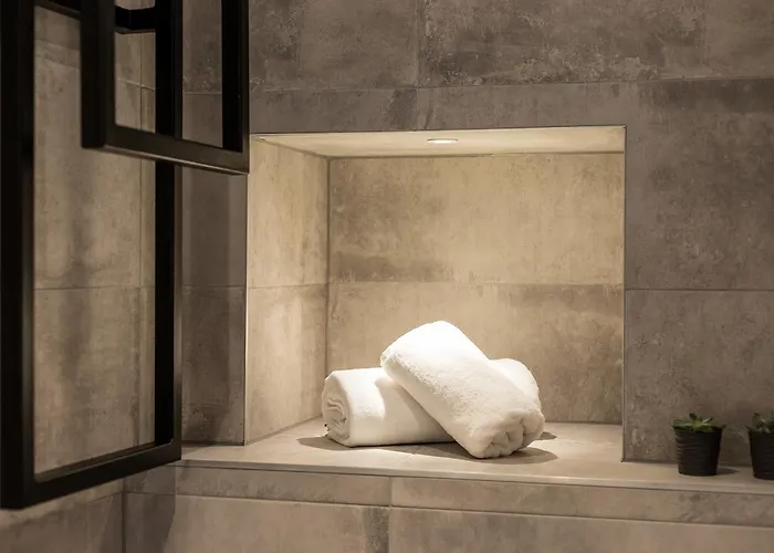 Guesthouse Main Square 4* Split