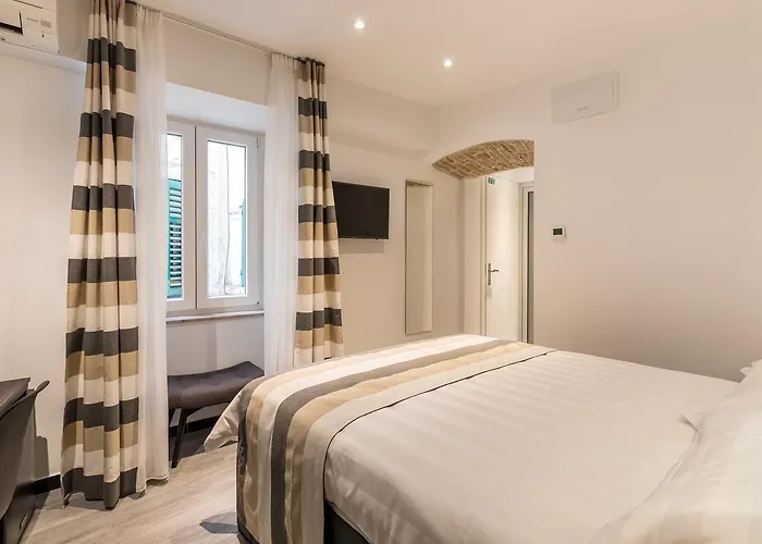 Guesthouse Main Square Guest house Split